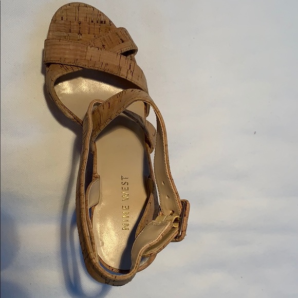 NWOT Nine West Cork platforms size 6 1/2 - Picture 6 of 7
